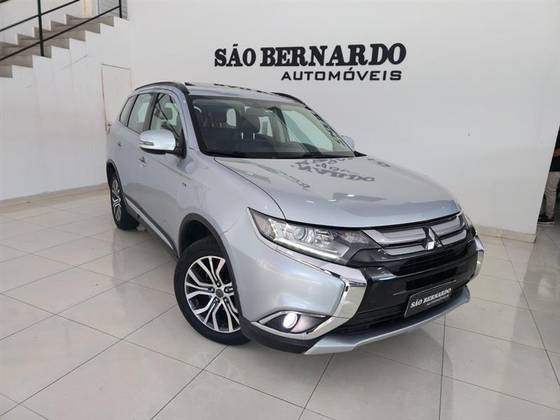 MITSUBISHI OUTLANDER 3.0 GT 4X4 V6 24V GASOLINA 4P AUTOMÁTICO MITSUBISHI OUTLANDER 3.0 GT 4X4 V6 24V GASOLINA 4P AUTOMÁTICO